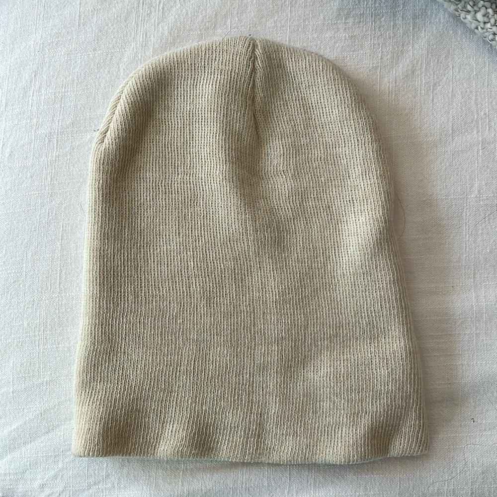 H&M Tan/Beige/Off White Beanie